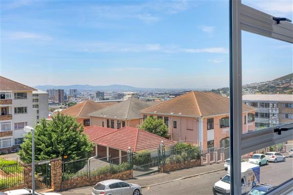 To Let 1 Bedroom Property for Rent in Gardens Western Cape